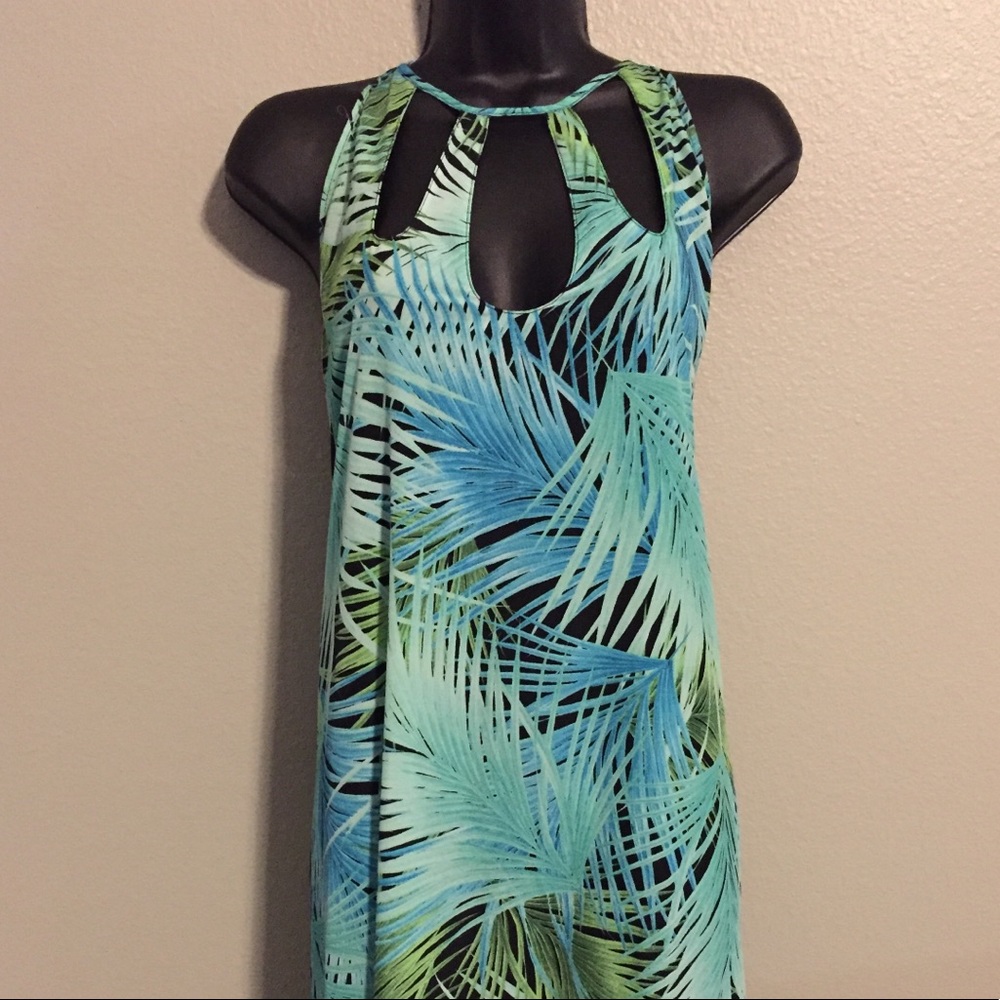 🆓Victoria Secret Maxi Dress